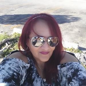 Meet your Posher, Beatriz